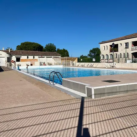 Chezlisa - Cozy With Terrace And Parking Appartement